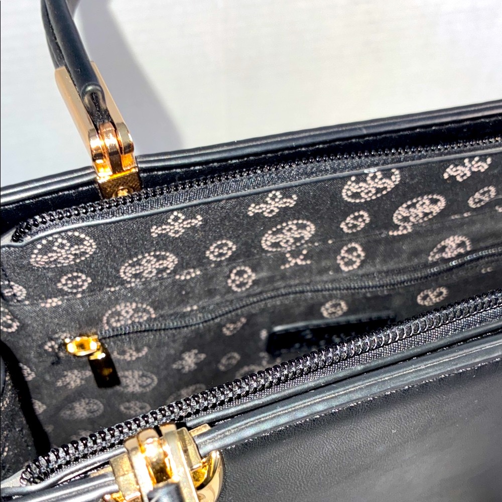 CROSSI Crossbody Handbag - Picture 11 of 13